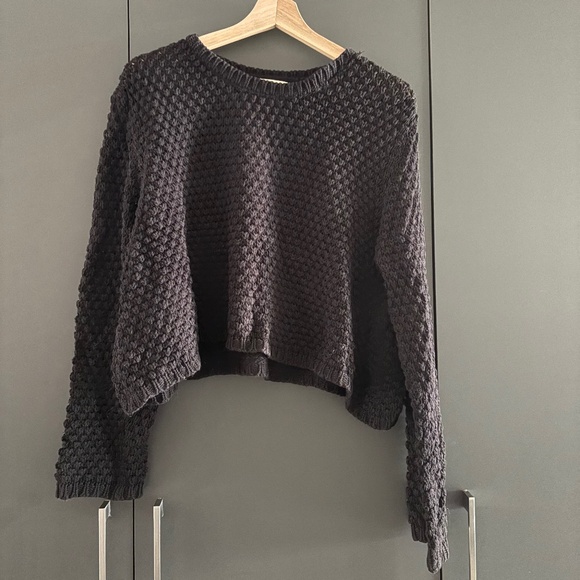 Cropped black sweater - Picture 1 of 5
